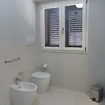 לינה וארוחת בוקר Arete Luxury רג'יו די קאלאבריה
