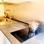 Arete Luxury Frühstückspension 4*
