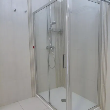 לינה וארוחת בוקר Arete Luxury